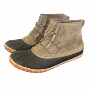 Sorel Out About Leather Duck Boots Rubber All-Weather Lace-Up Booties Gorpcore